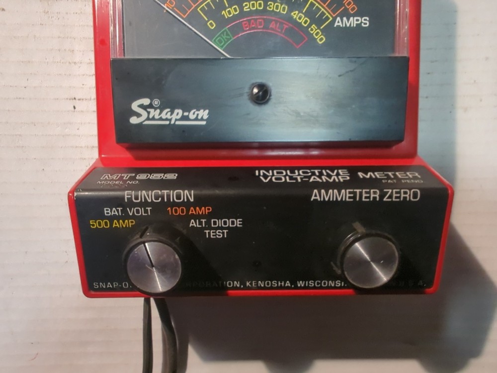 Vintage Snap-On Inductive Volt-Amp Meter MT 952, UNTESTED