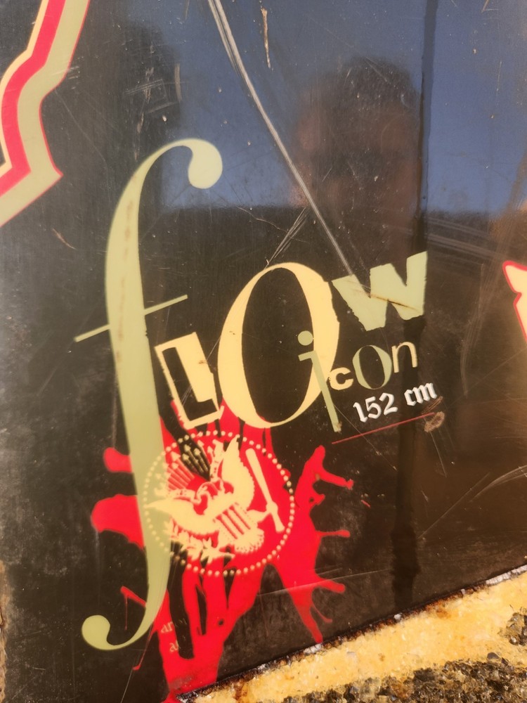 FLOW Icon 152cm Snowboard 686 Series