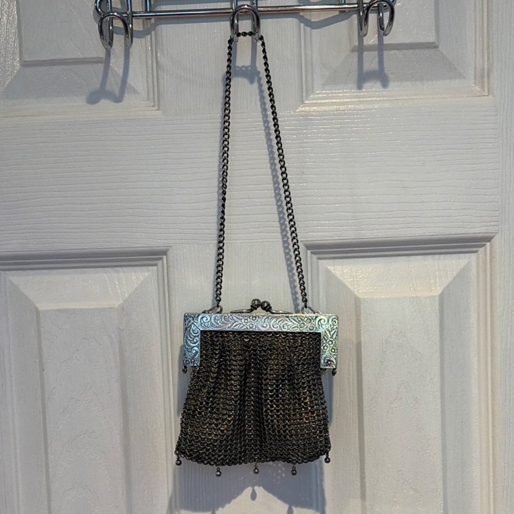 Antique German Silver Mesh Purse Ornate Engraved Frame Chain Handle Germany