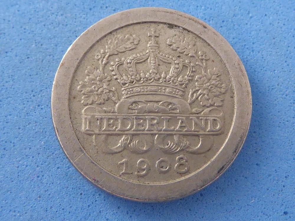 1) Netherlands 5 Cents 1908 Problem Free £4.00
