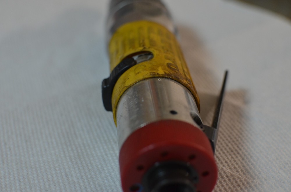 URYU UAT 40SD Pneumatic Screwdriver