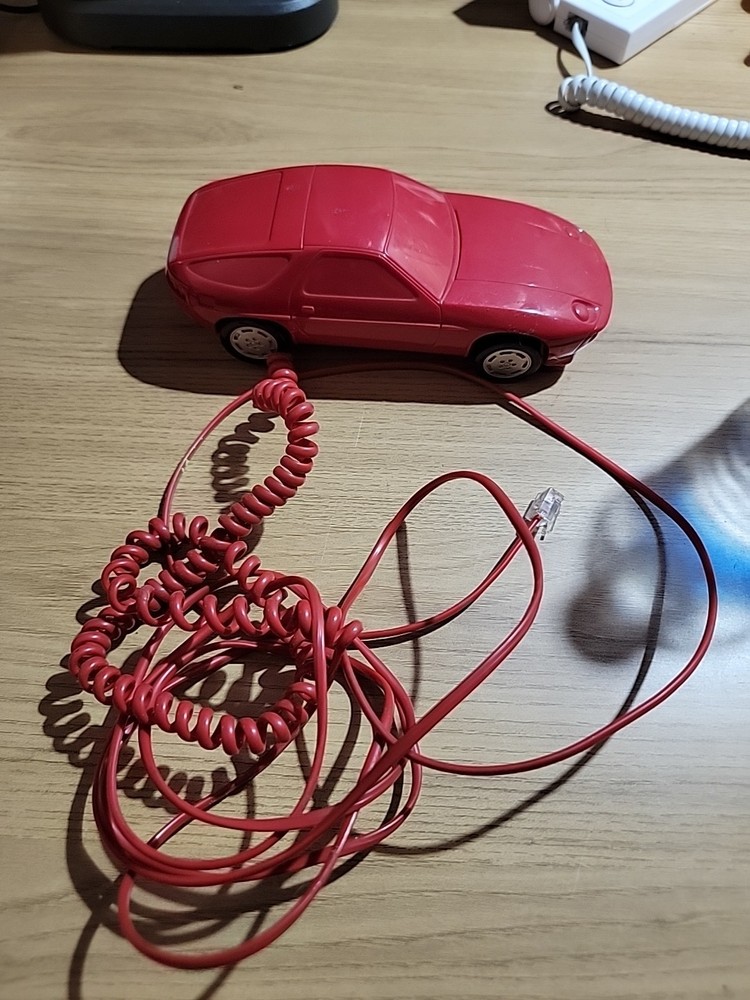 Home Phone Red Car