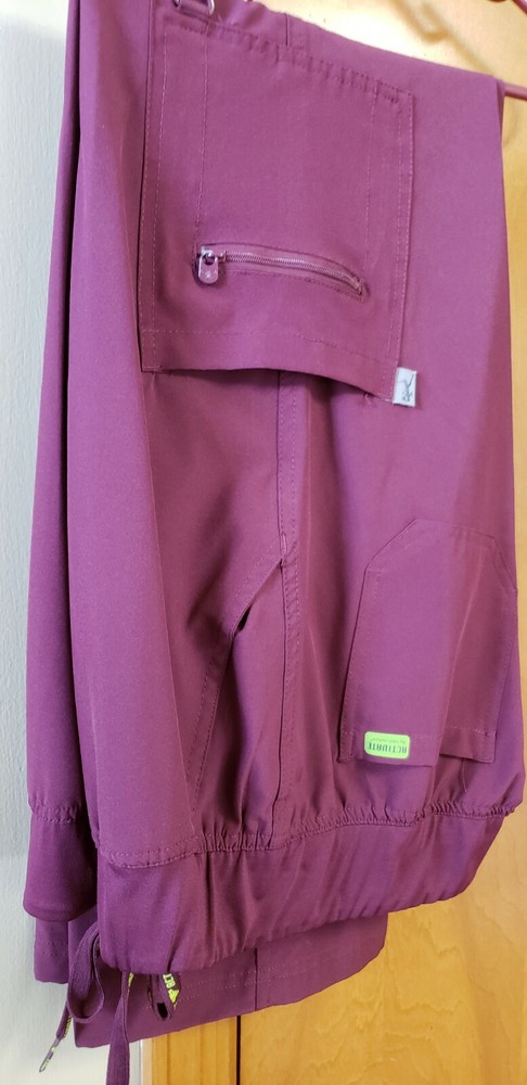MED COUTURE ACTIVATE SCRUB SET BURGANDY