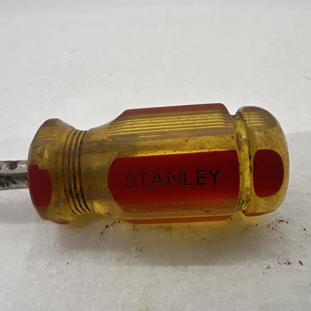 Vintage STANLEY Stubby Screwdriver Slotted 1/4" Mechanic Tool