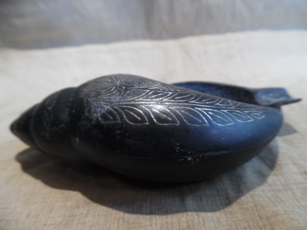 Bidriware Metal Seashell Ashtray