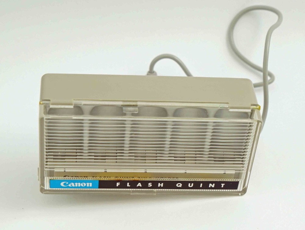 Canon Flash Quint Vintage Flash Bulb Unit