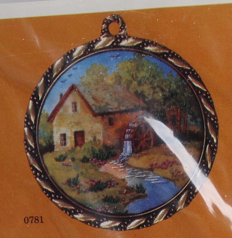 1983 The Creative Circle #0781 Mill Stream Embroidery w/Frame NOS