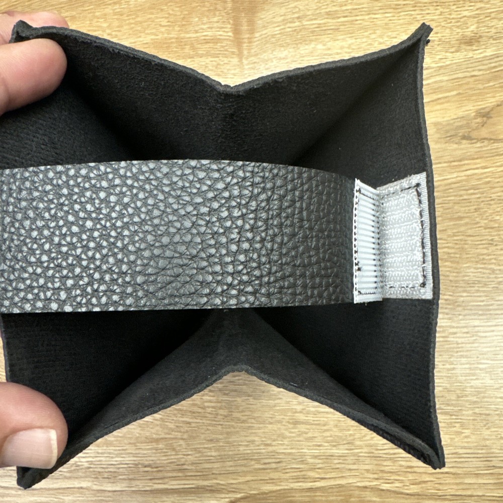 Oletha Square Tissue Box Cover, Tissues Cube Box Holder, Black.