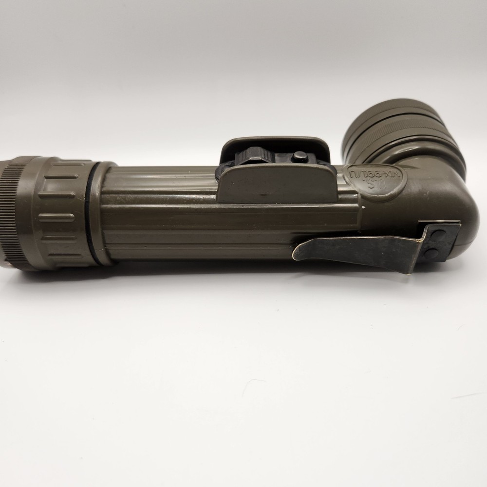 US Army Fulton MX-991U Angle Head Handheld Flashlight Removable Red Filter Works
