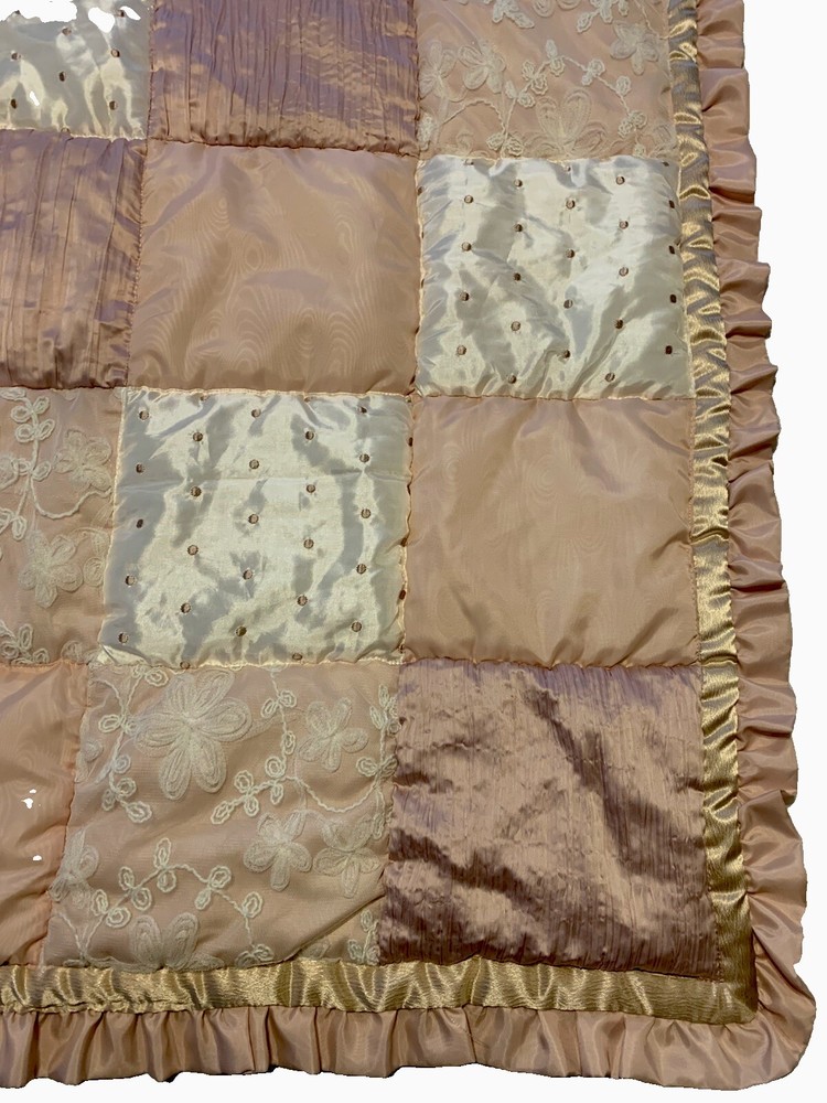 The Peanutshell Grace 3 Piece Crib Bedding Set