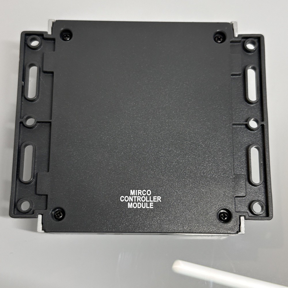 VEX Robotics Design Engineering System v.5 Kit not complete for parts (read)