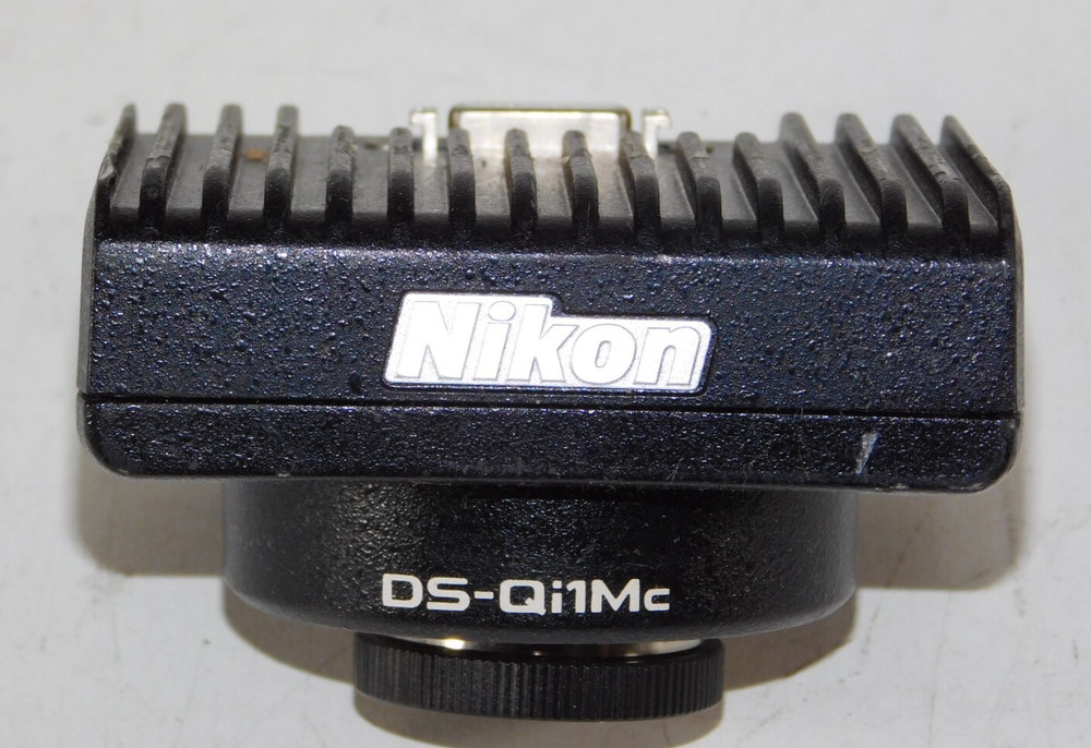 Nikon DS-Qi1Mc Digital Sight 1.4MP Monochrome Low Light Microscope Camera Head