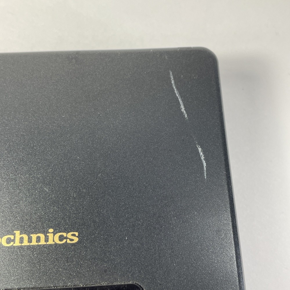 Technics SL-XP300 Portable CD Player - Tested Working Condition