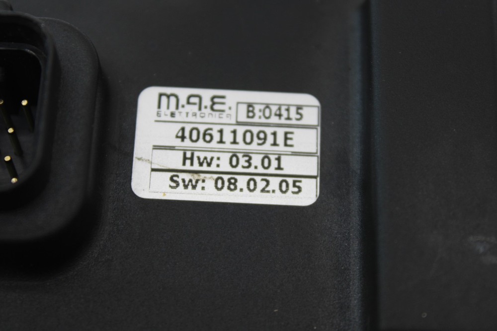 15-18 Diavel DASH DISPLAY SCREEN SECURITY 40611091E
