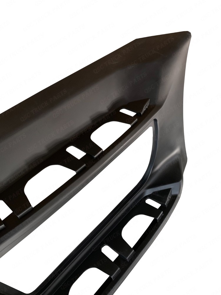 QSC Replacement Front Step Fairing Panel Right Side for Peterbilt 579 13-21