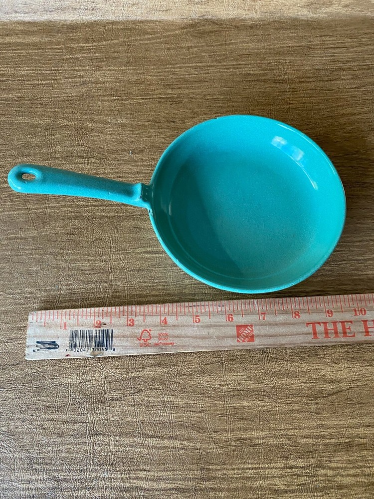 Findlay Ironware small pan VGC