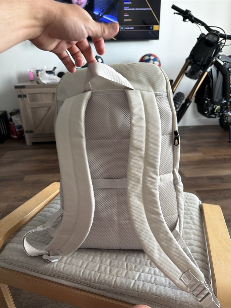 Nike Brasilia Backpack, Light bone/Black, Size XL