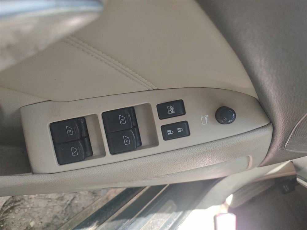 G37 2009 Fuse Box Cabin 6738