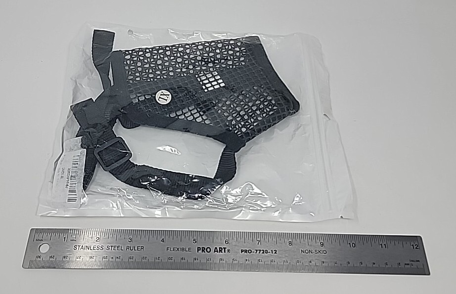 DM01-XL BLACK MESH DOG MUZZLE, NIP Open Mouth