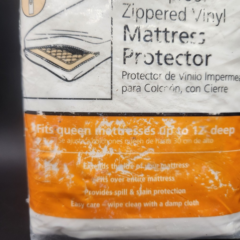 Mainstays Waterproof Zippered Vinyl Mattress Protector QUEEN