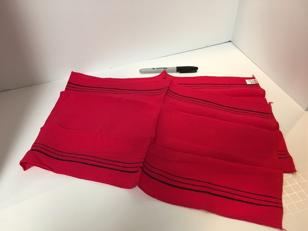 4 Red Asian Body Scrubbers