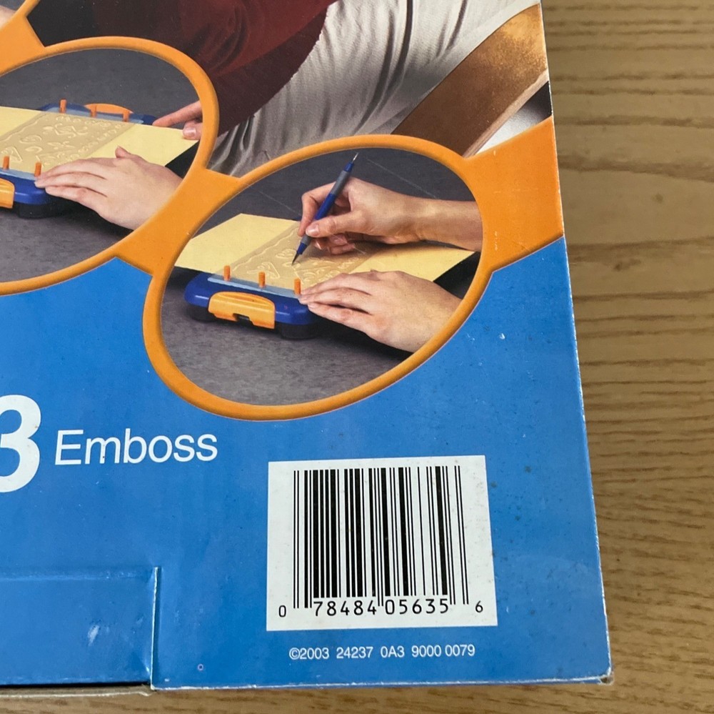 Fiskars Mini-ShapeBoss Portable Embossing System Scrapbook Cards w Stencils Tool