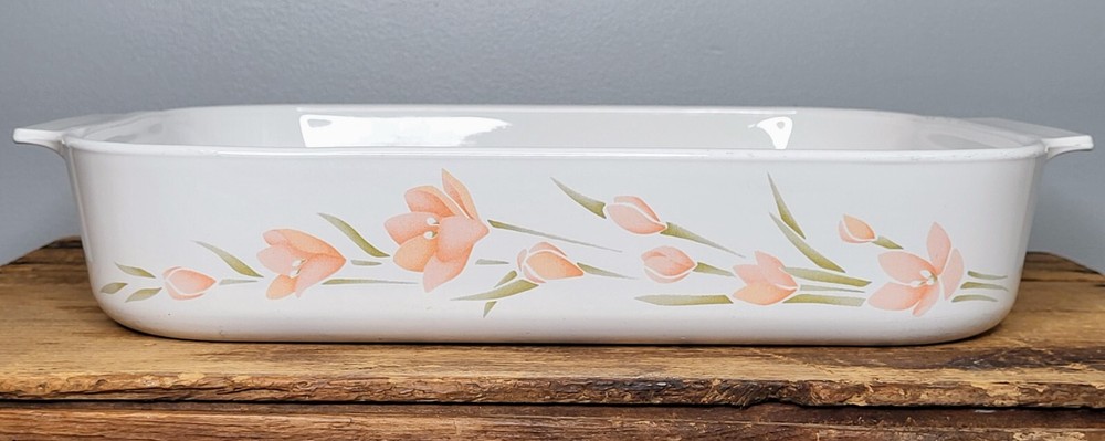 Vintage Corning Ware #A-21-B-N Rectangular Roaster Pan in Peach Floral Pattern