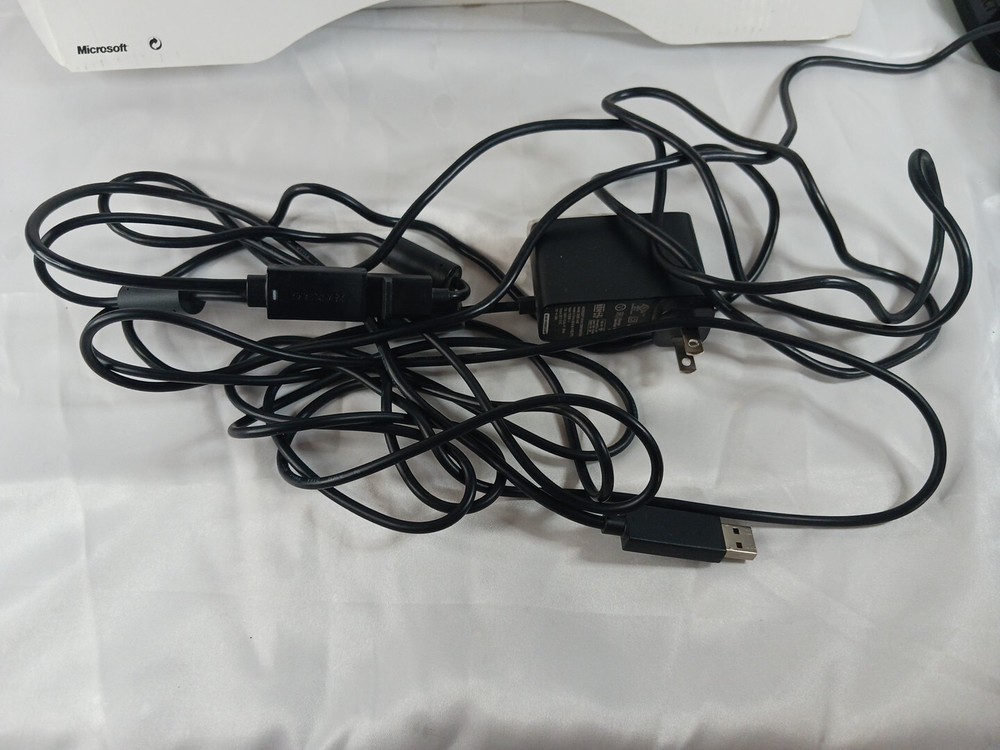 XBOX 360 KINECT Sensor Microsoft Open Box Game Not Included