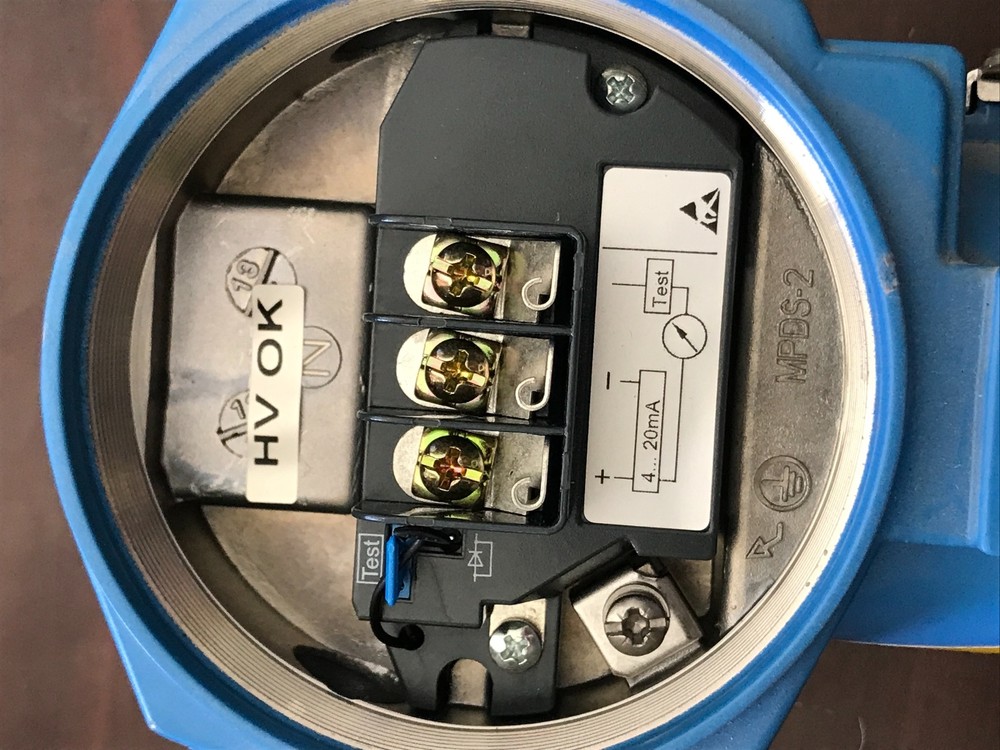 Endress + Hauser Deltapilot S FMB70-4J16/1H8 Level Sensor