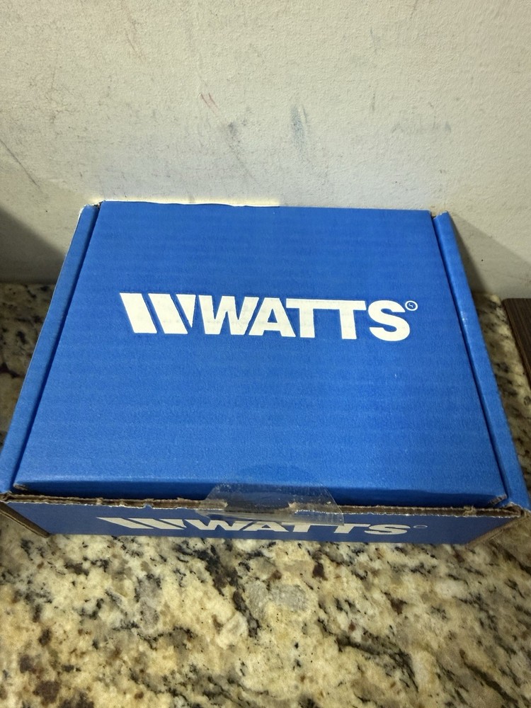 New Watts LFN45BUM1 1 inch Water Pressure Reducing Valve EDP 0960025 NPT x NPT