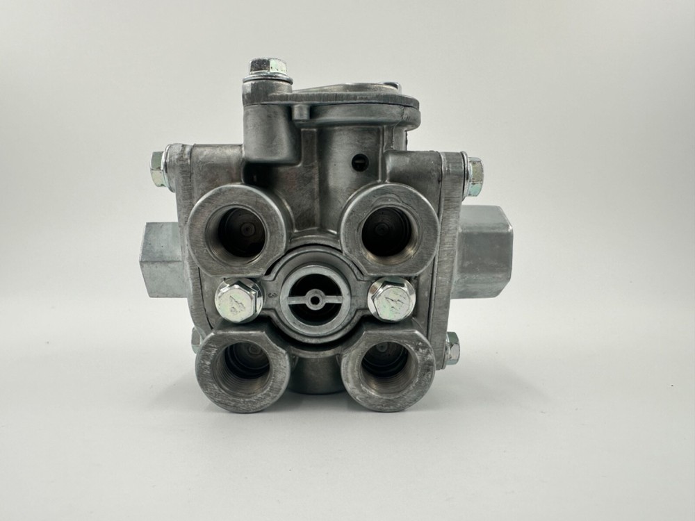 RT4 Multi-Function Trailer Spring Brake Valve - Automann KN26000