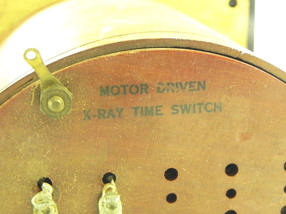 Thyr-x Model 43 Motor Driven Xray Time Switch