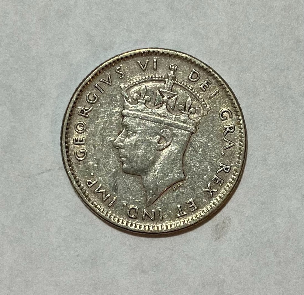 1943 Newfoundland Silver 10 Cents