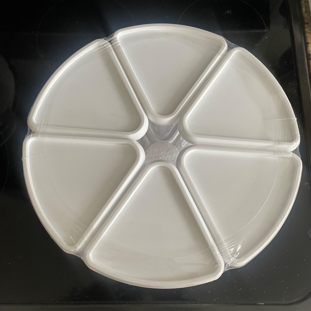 Deflect-O Rotating Carousel Organizer, 9-Bin, White