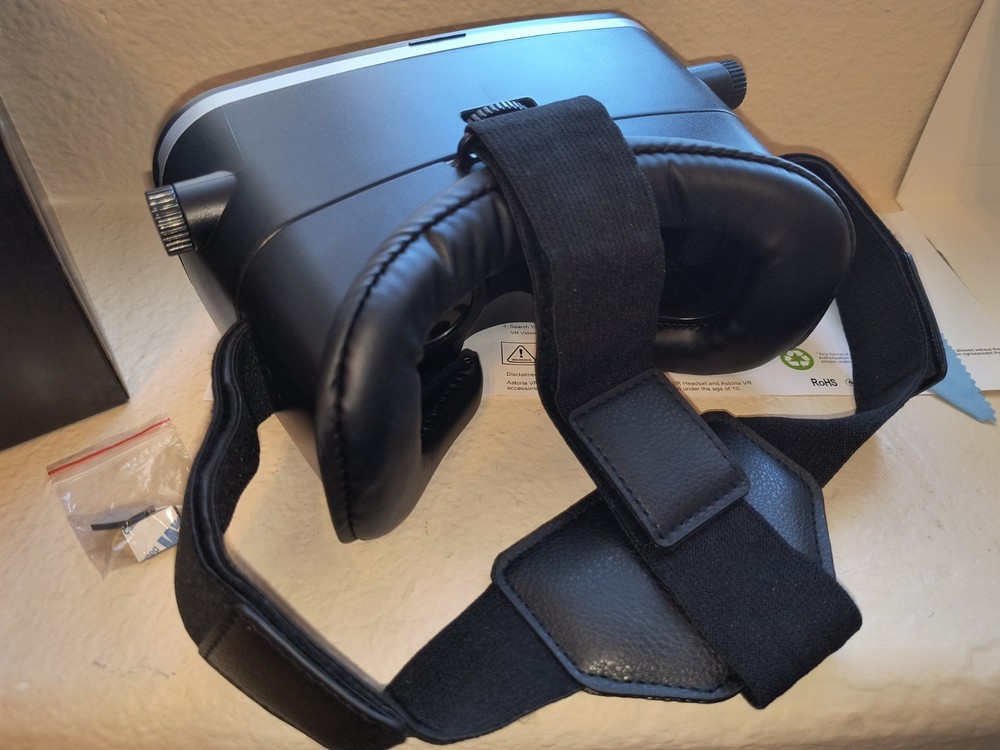 Astoria VR Virtual Reality Headset Black- Open Box, VR Headset