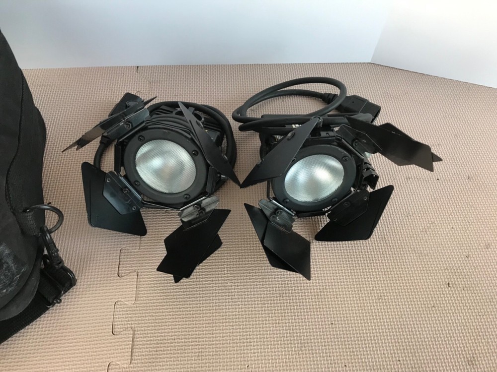 Lowel Pro Photography Lighting Kit