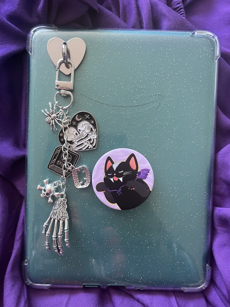 Amazon Kindle eBook Reader 32GB with books bundle