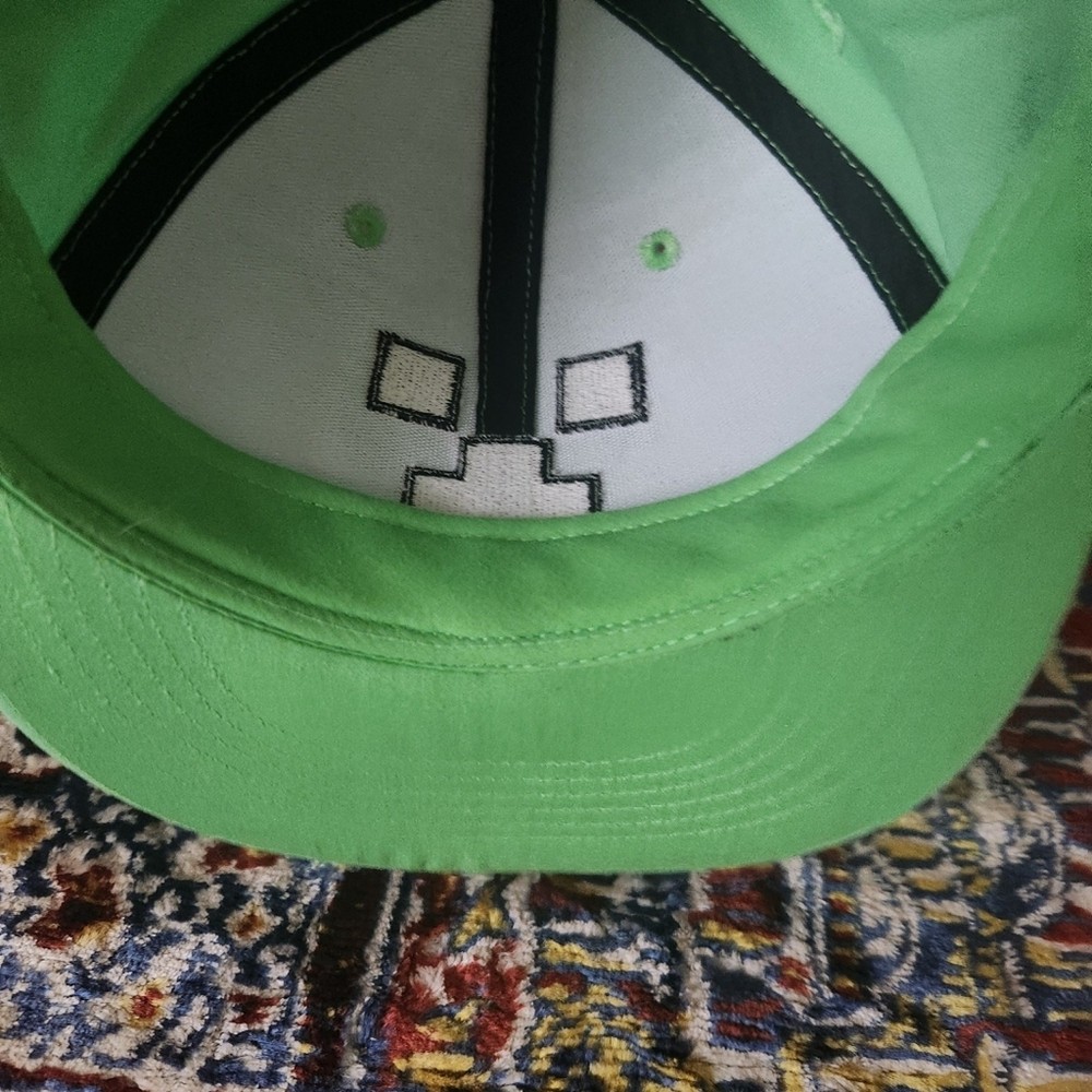 Minecraft Creeper Snapback Hat Green Adjustable Cap OSFM Mojang Gaming