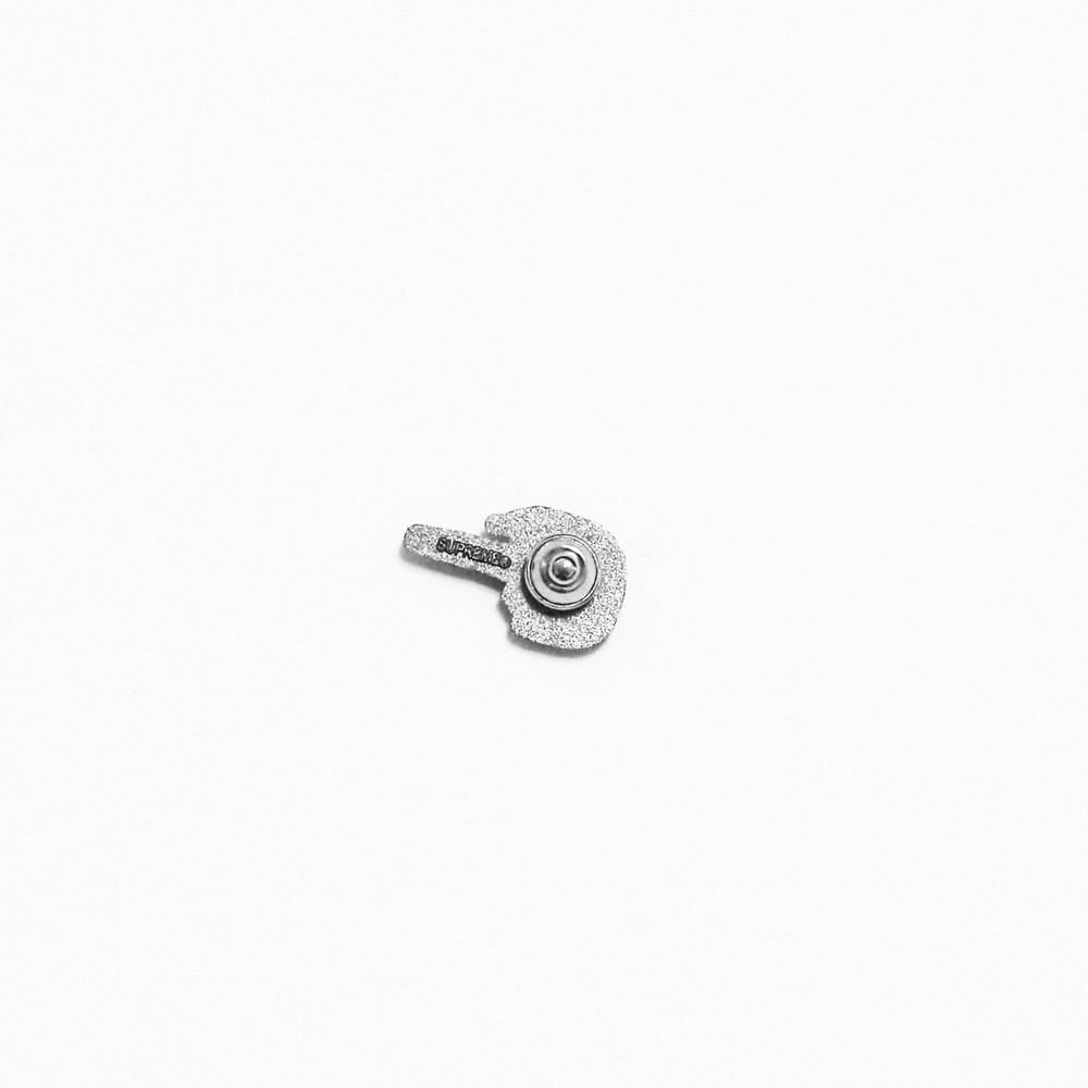 Supreme Middle Finger Pin SS14