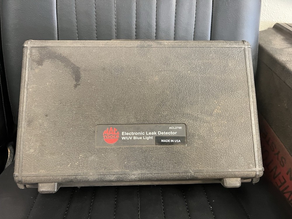 Mac Tools ACL2700 Electronic Leak Detector w/ UV Blue Light