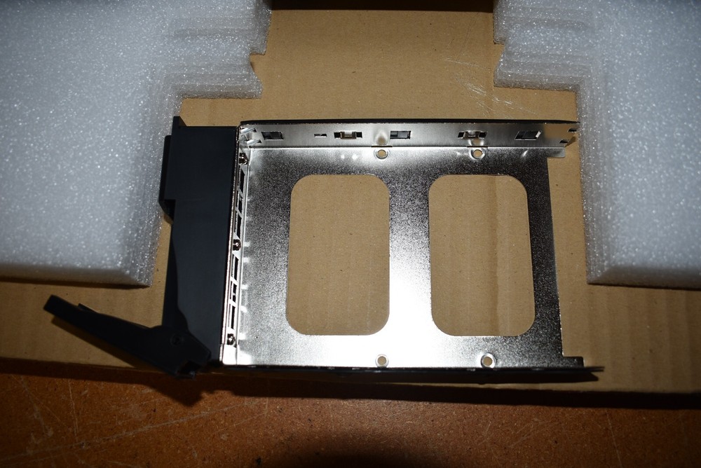 8 Bay JBOD Server Enclosure mAGE208u40-2MS