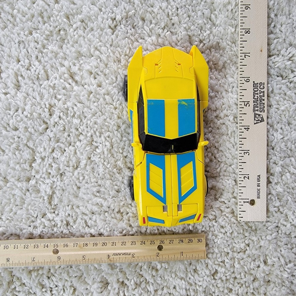 Transformers Robots In Disguise Bumblebee complete Hasbro Warrior Class RID 2015