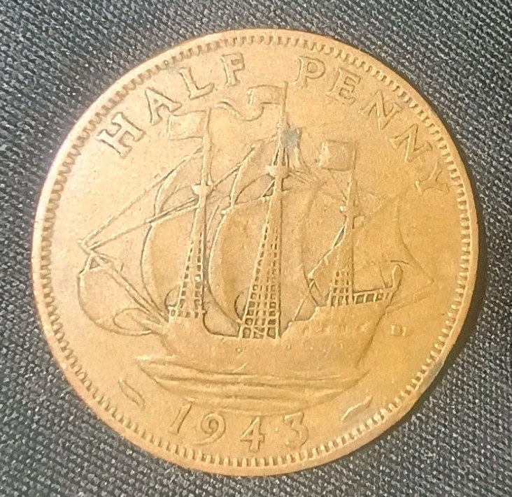 1943  GREAT BRITAIN HALF  PENNY Coin