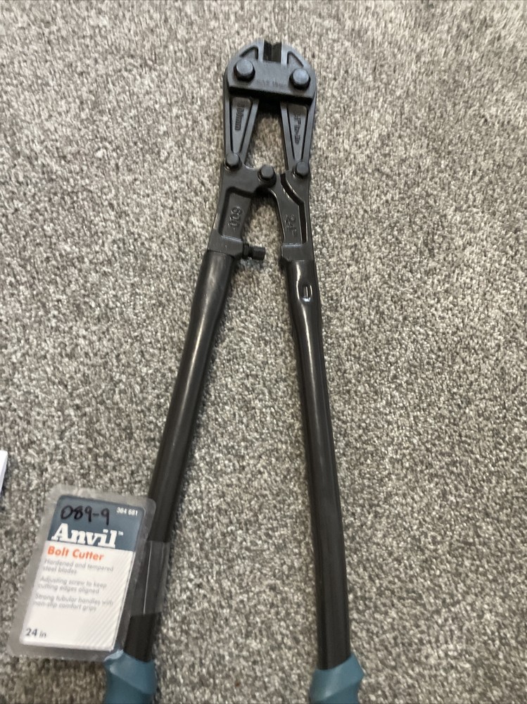 Anvil Bolt Cutter, 24 inch 089