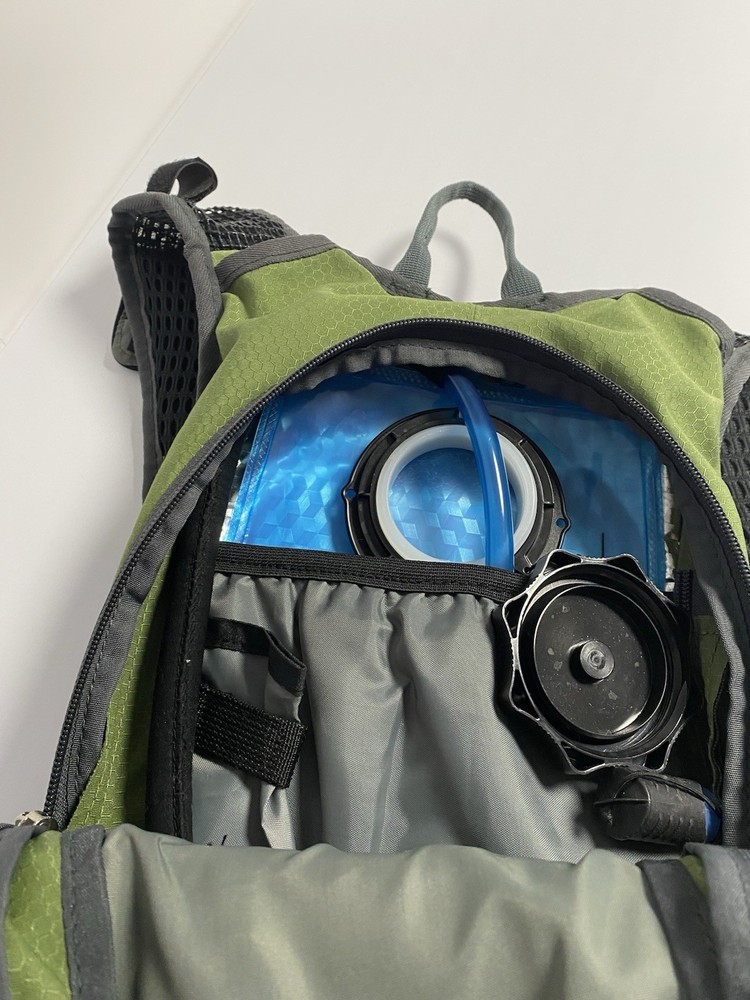 High Sierra Hydration Backpack Green Mesh Back
