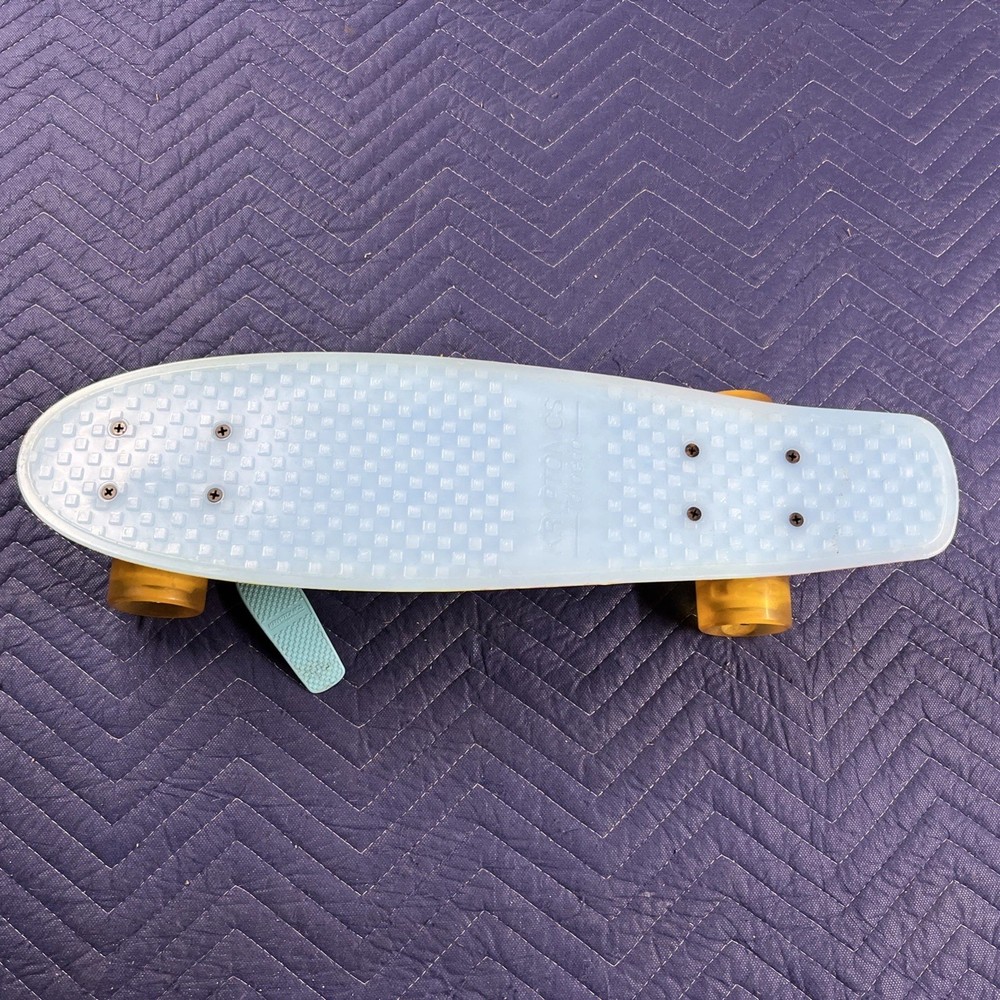 Kryptonics Torpedo Skateboard With Light Up Wheels