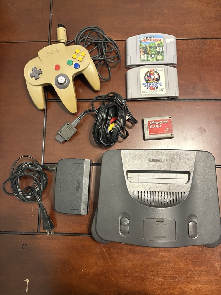 Nintendo 64 Gray Console Bundle ControllerCables 2 Games READ DESCRIPTION