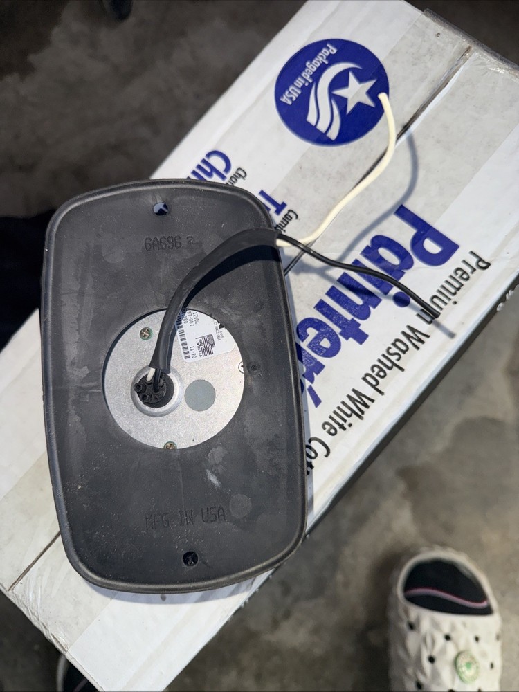 Whelen M6 Series Scene Light