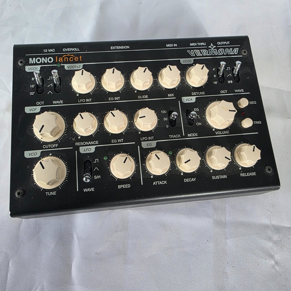 Vermona Mono Lancet Analog 24dB VCA Envelope Synthesizer Desktop Module - Black