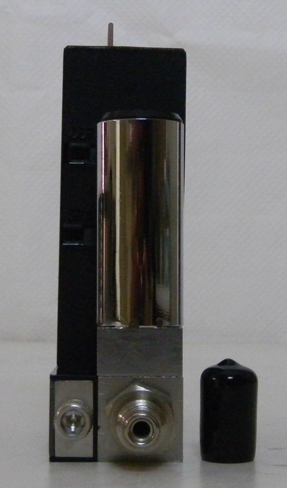 Sierra Instruments Sidetrak Mass Flow Controller, BCL3, 1-10 sccm, Used